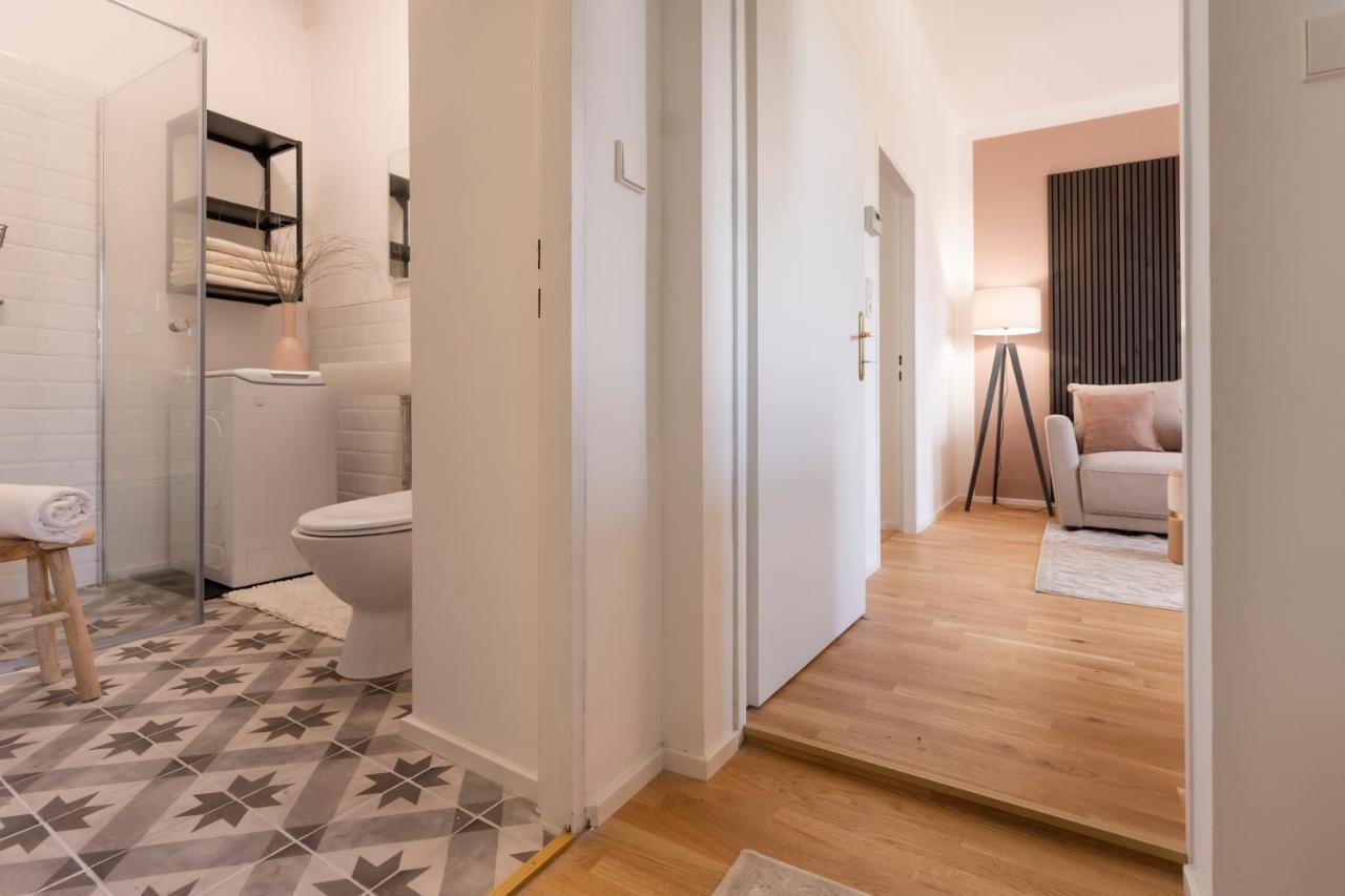 City Lounge Appartement Am Hauptbahnhof Sankt Poelten Exteriér fotografie