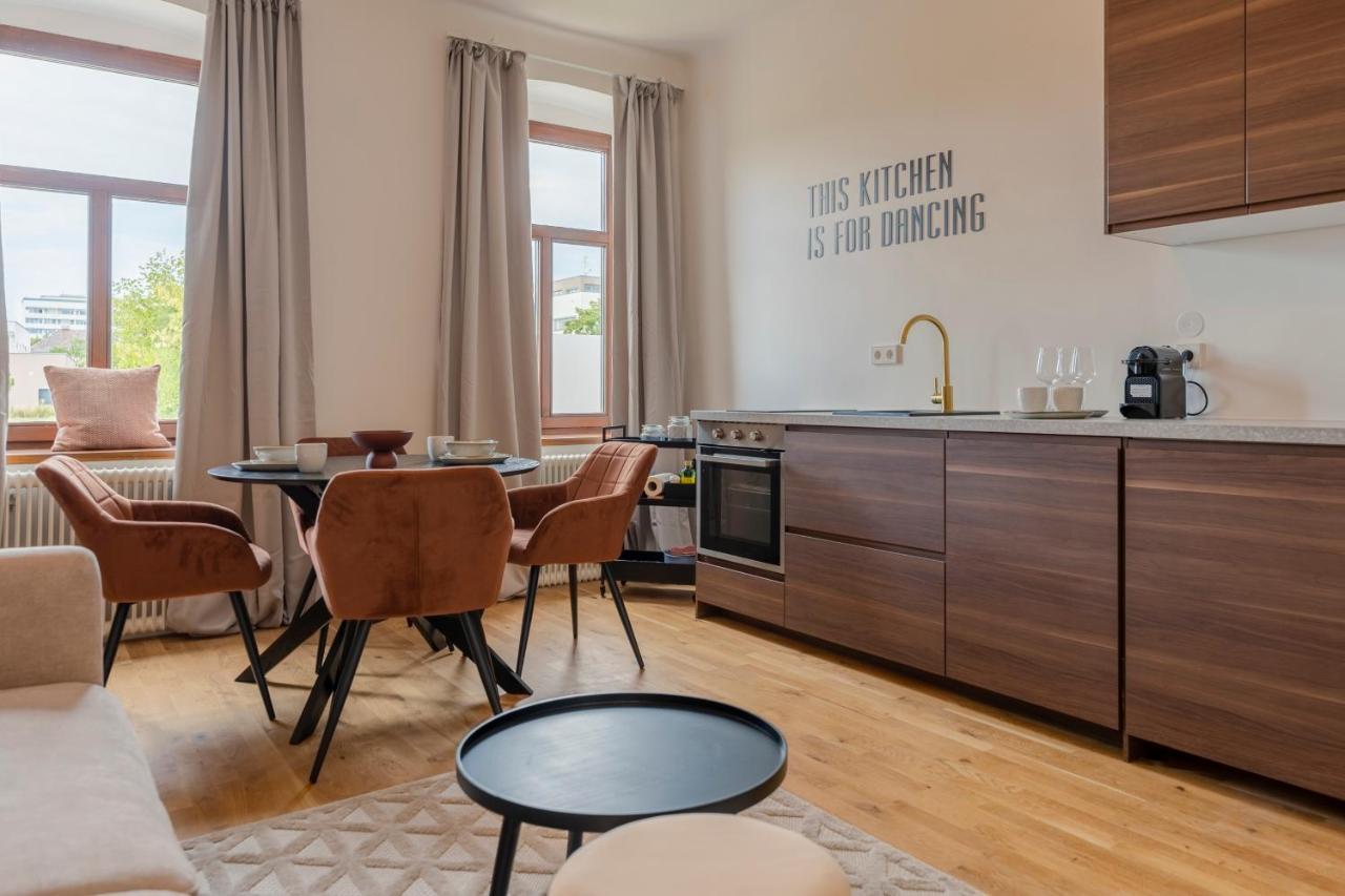 City Lounge Appartement Am Hauptbahnhof Sankt Poelten Exteriér fotografie