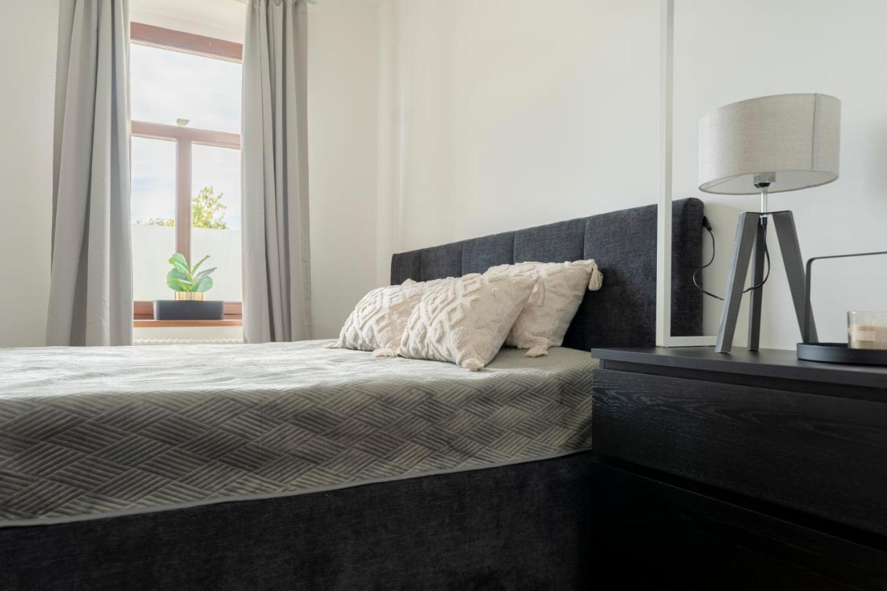 City Lounge Appartement Am Hauptbahnhof Sankt Poelten Exteriér fotografie